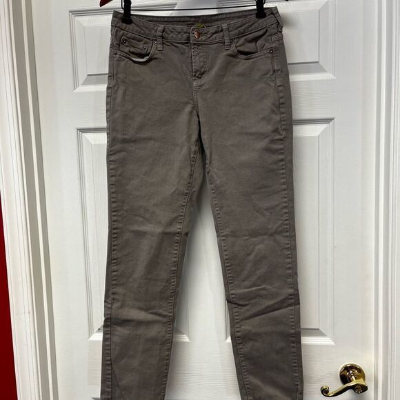 Garnet Hill Gray Stretch Straight Leg Jeans sz 8L - Picture 1 of 7